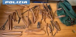 BLOCCATI DAI POLIZIOTTI CON UN BORSONE PIENO DI RAME