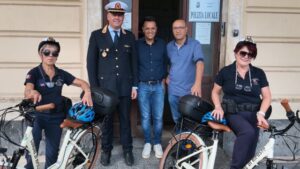 Riposto, Polizia Locale 2.0: in dotazione due biciclette, quattro tablet, smartphone e stampanti per i controlli sul territorio