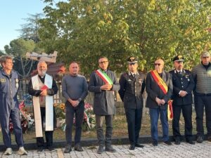 LINGUAGLOSSA NON DIMENTICA: COMMEMORATI I DUE PILOTI DEL CANADAIR